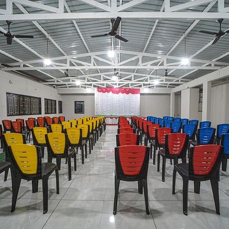 Hotel Saheb Kolhapur Esterno foto